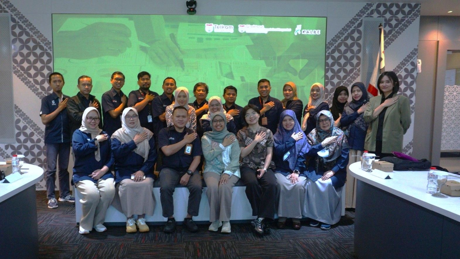 Kalbe Farma Gandeng Tel-U dalam Sosialisasi Program Ristek Kalbe…